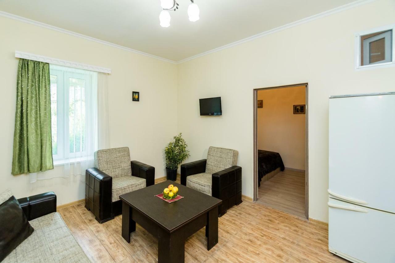 Sweet Home Tbilisi Ngoại thất bức ảnh
