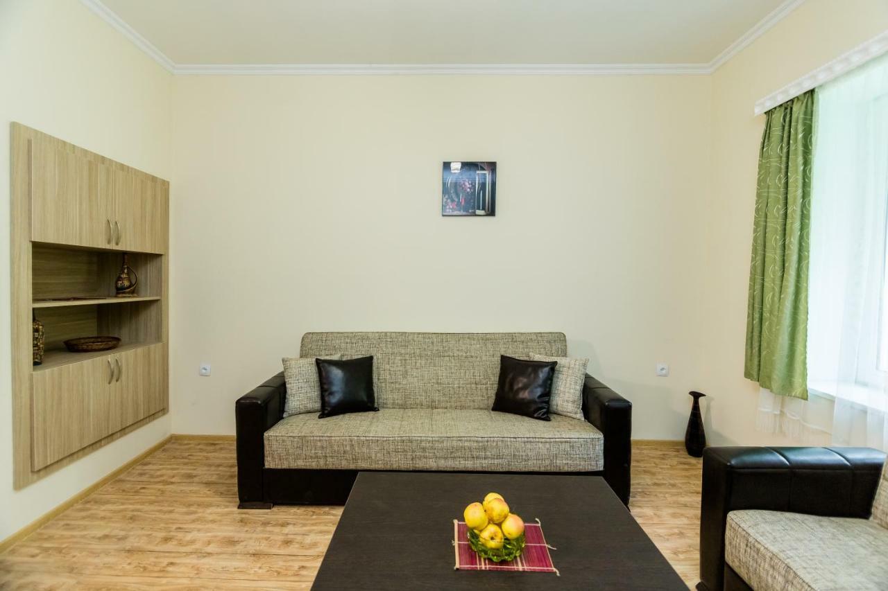 Sweet Home Tbilisi Ngoại thất bức ảnh